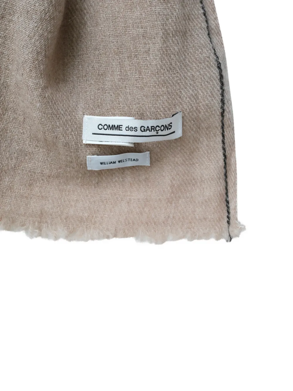 Comme Des Garçons x William Welstead sjaal met contrasterend stiksel en franje Beige