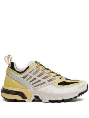 Adidas Yeezy YEEZY 700 V3 "Mono Safflower" Sneakers | White | FARFETCH