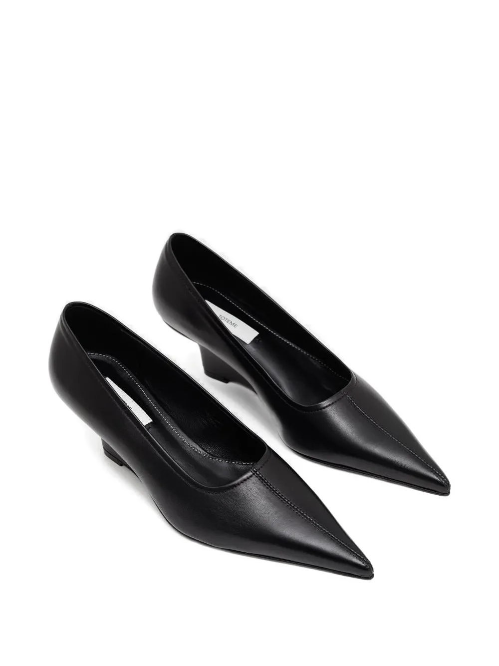 Totême Sharp Naplack Wedge Pumps Bark In Black