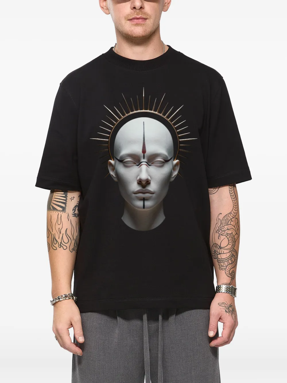 Hamza Monarh Graphic Print T-shirt In Black