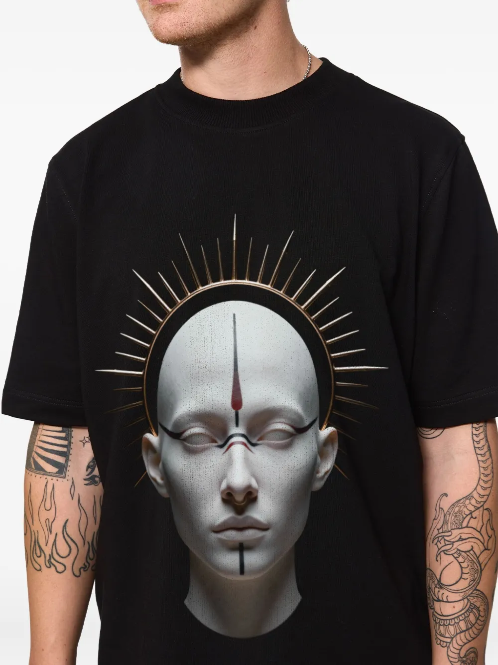 Hamza Monarh Graphic Print T-shirt In Black