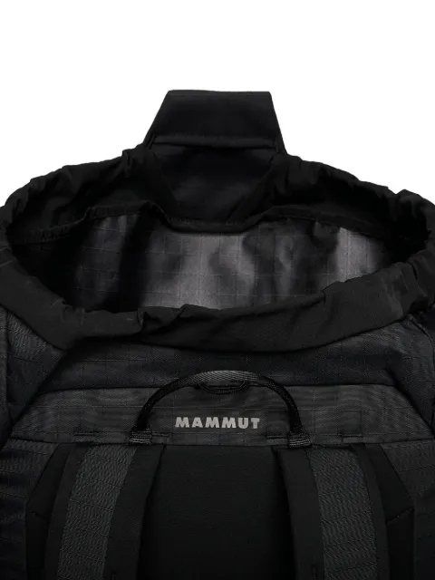 Mammut Alto 24 logo detail backpack