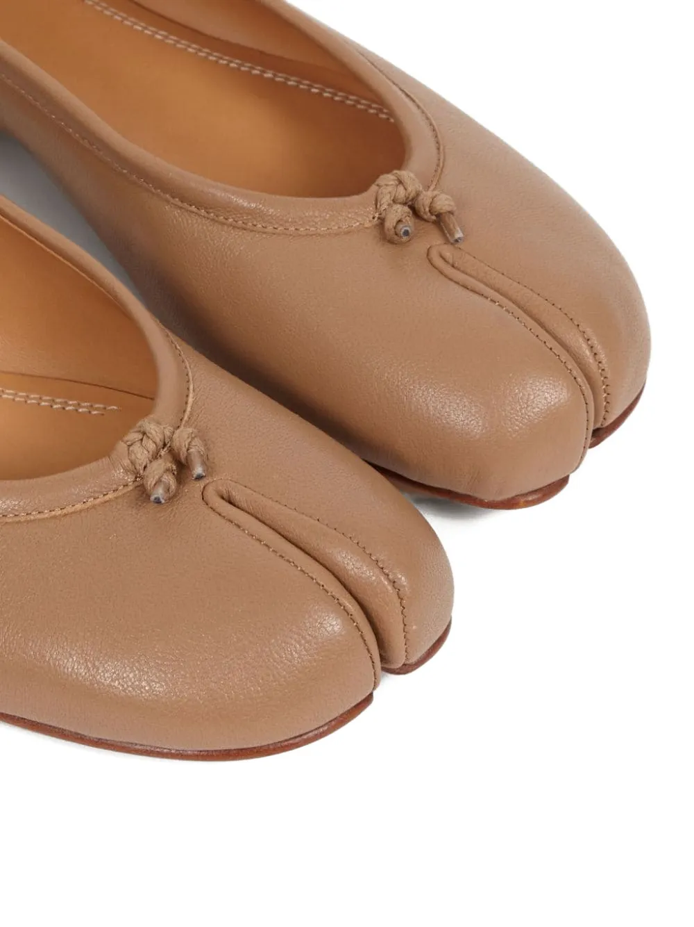 Maison Margiela Tabi Toe calf leather ballet flats Beige