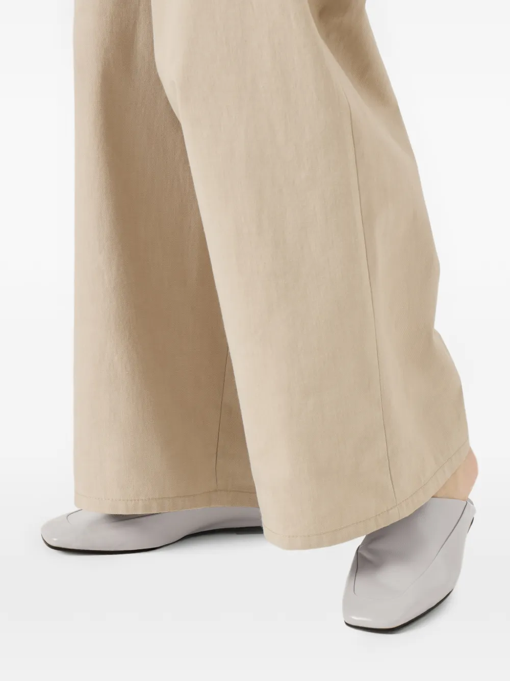 Brunello Cucinelli Leren muiltjes met vierkante neus Grijs