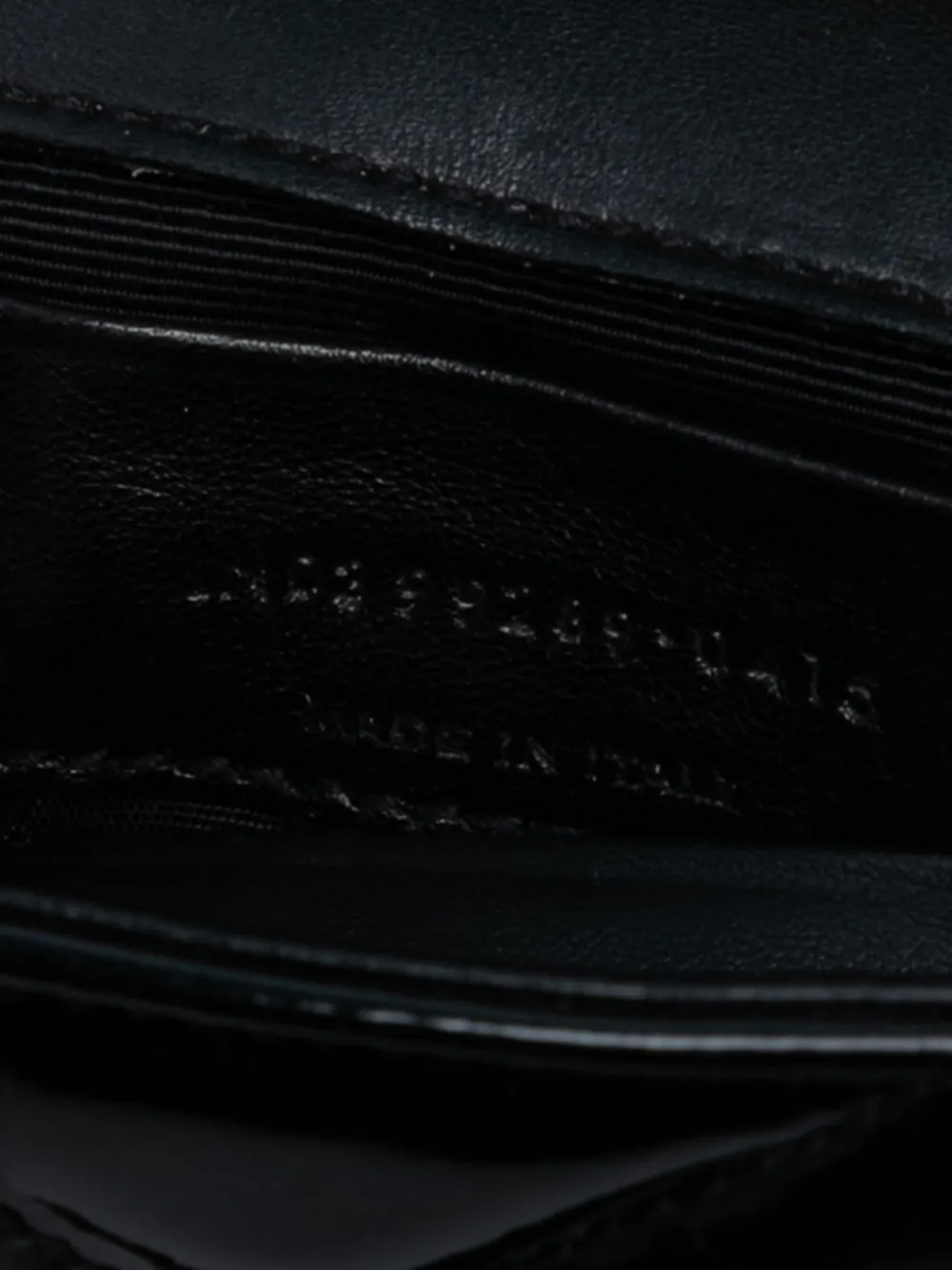 SAINT LAURENT Pre-owned 2015 Baby Patent Chevron Classic Monogram Chain Bag Crossbody Bag In Black