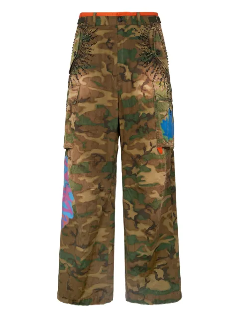 DSQUARED2 pantalones cargo con motivo militar y apliques