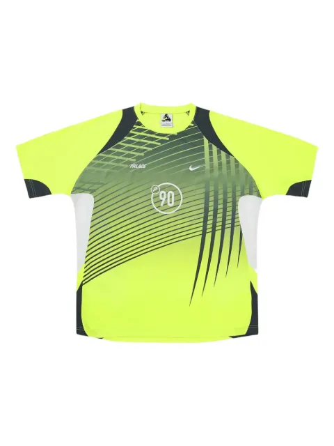 Palace playera Total 90 en colaboración con Nike
