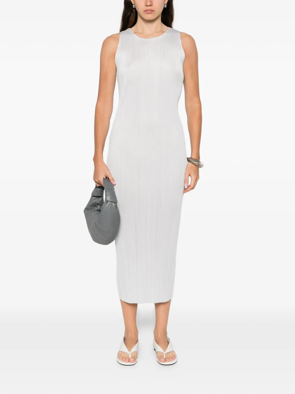 Pleats Please Issey Miyake pleated sleeveless maxi dress - Grijs