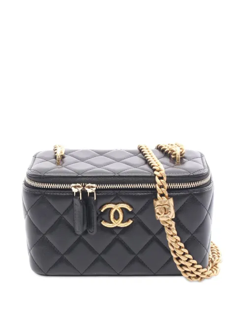CHANEL Pre-Owned 2021-2025 CC Quilted Lambskin Case vanity bag