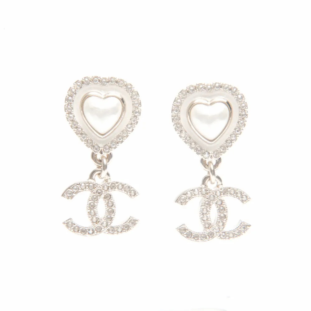 CHANEL Pre-owned 2024 Cc Mark Heart Earrings In Silver