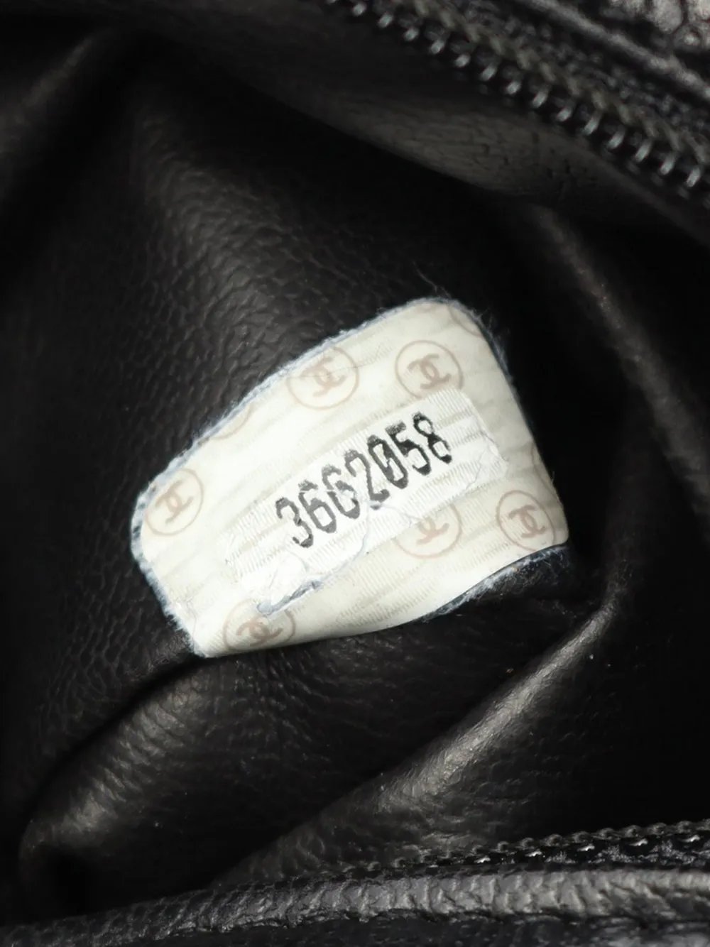 Pre-owned Chanel 1994-1996 Caviar Round Flap Backpack In Black