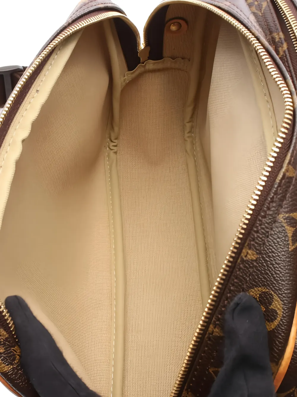 Pre-owned Louis Vuitton 2009 Monogram Pattern Shoulder Bag In Brown