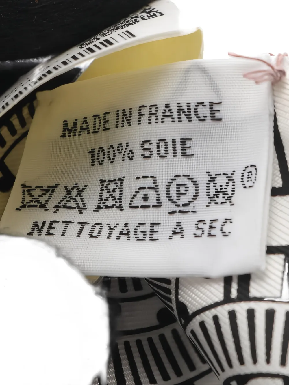 Pre-owned Hermes Eperon D'or Bandana Ribbon Silk Scarf In White