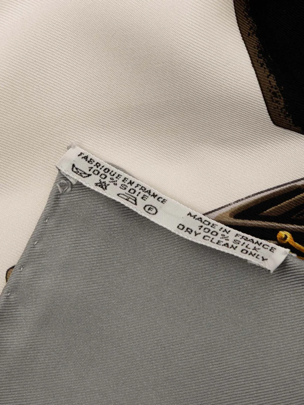 HERMES Pre-owned 20th Century Les Voitures A Transformation Silk Scarf Scarves In White