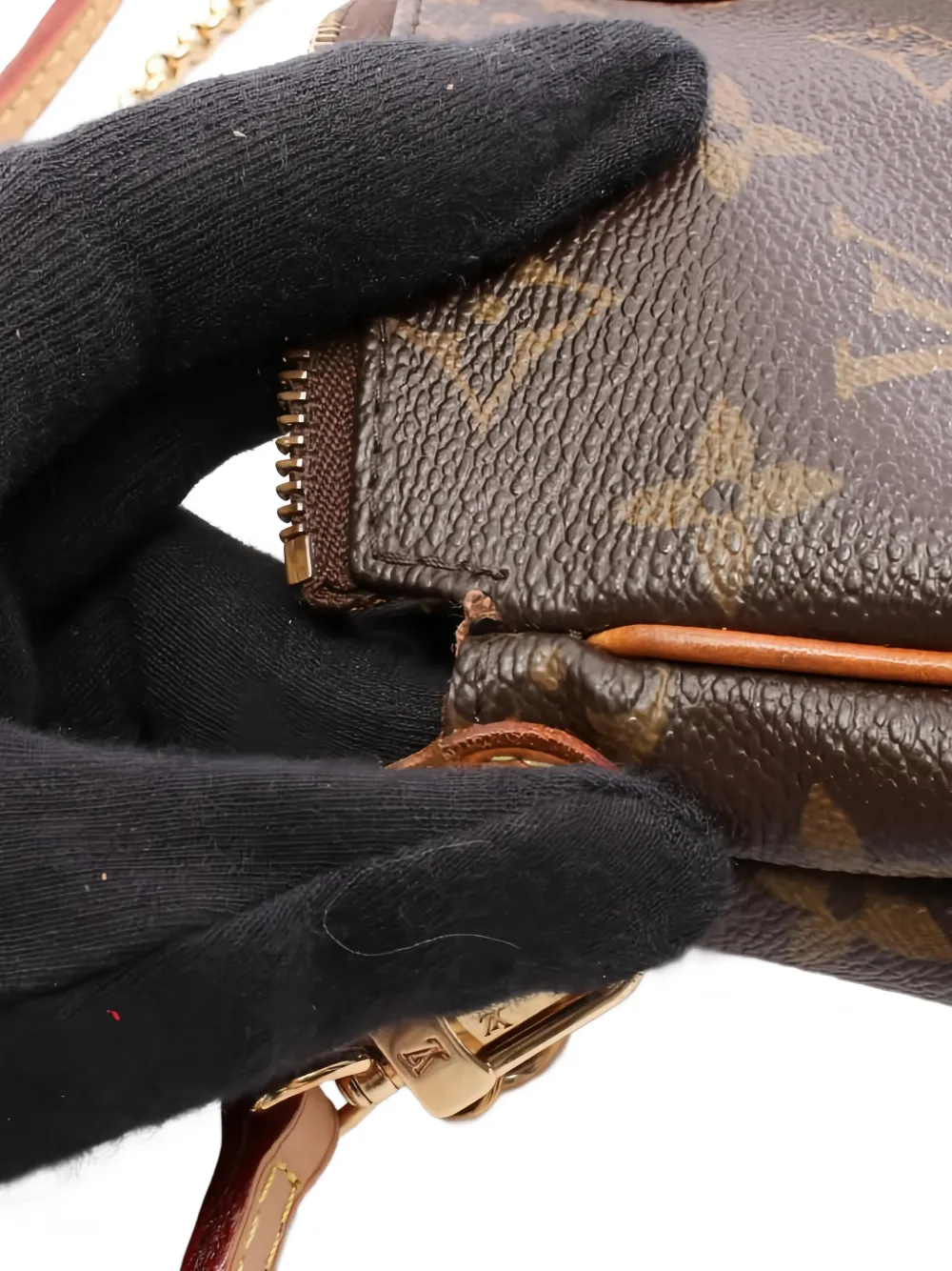 Pre-owned Louis Vuitton Eva Monogram-pattern Shoulder Bag In Brown