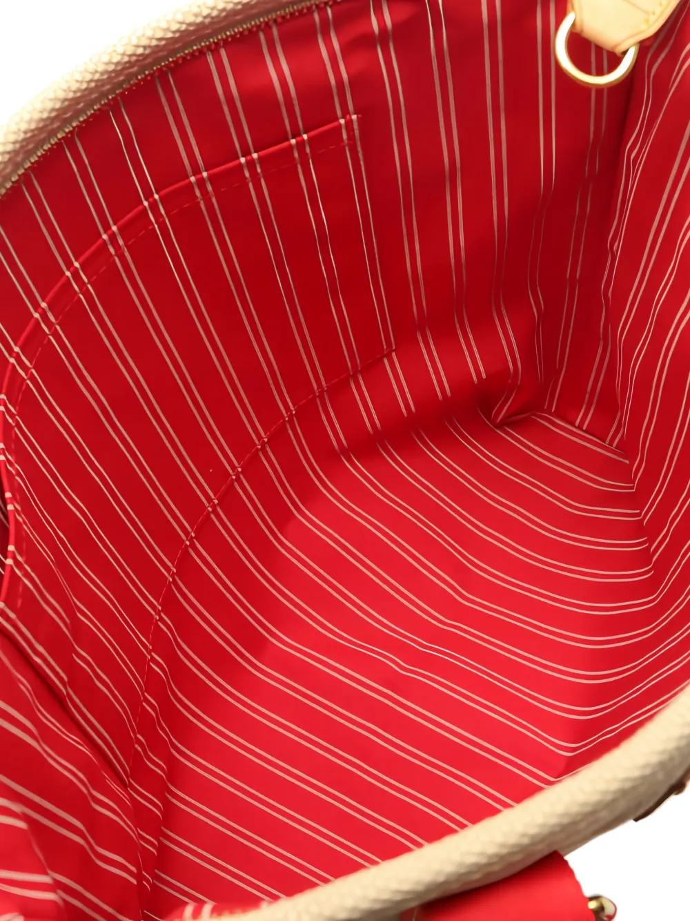 Louis Vuitton Pre-Owned 2005 Hippopotamus MM studded-detail shoulder bag Beige