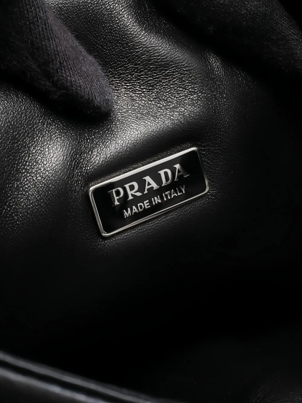 Pre-owned Prada 2010s Triangle-logo Leather Tote Bag In Black