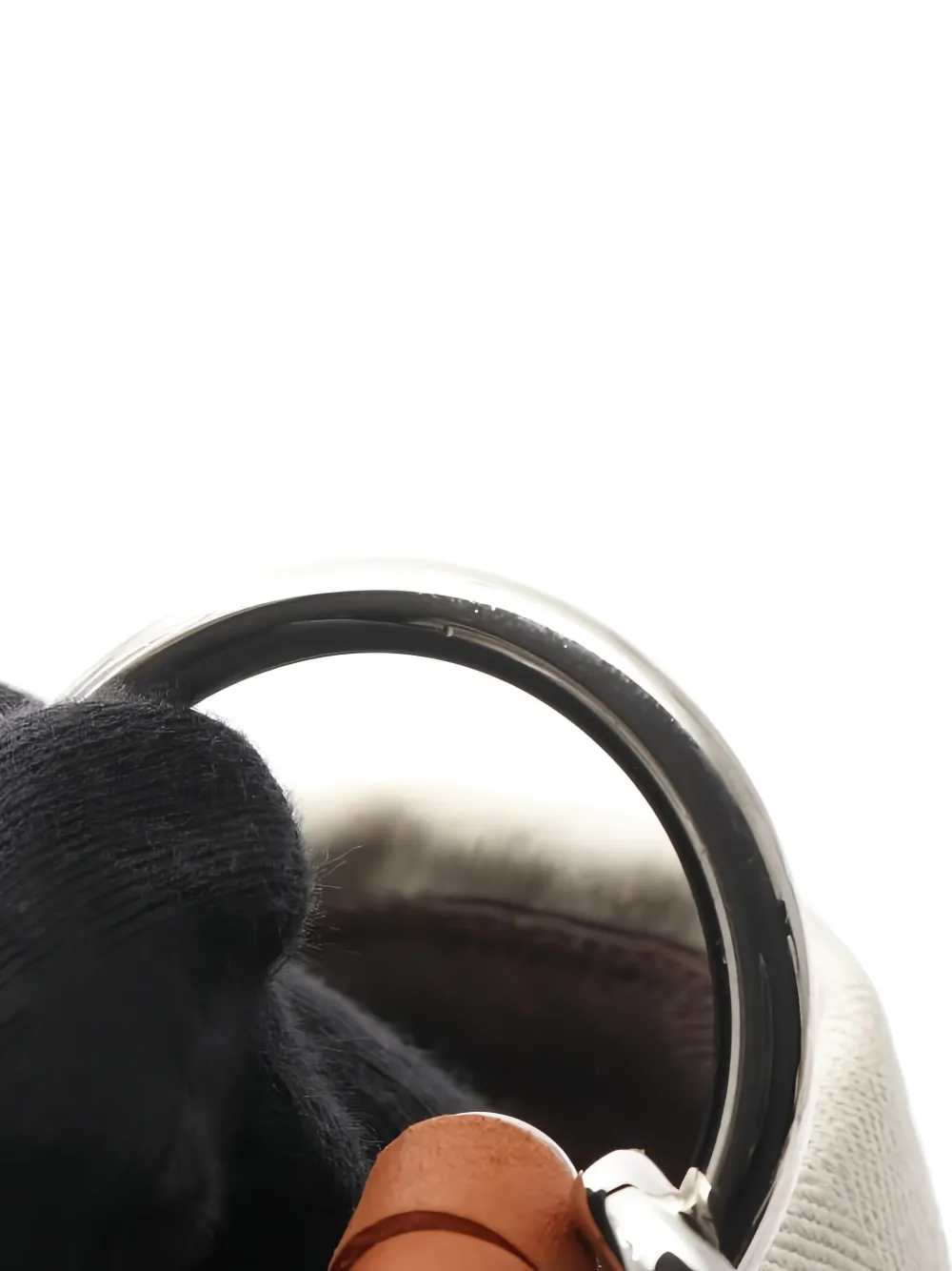 Pre-owned Hermes 2009 Sac De Pansage Bucket Bag In Neutral