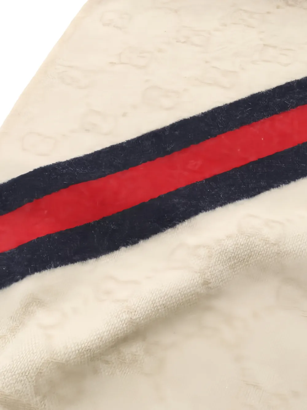 Pre-owned Gucci 2020 Gg Pattern Fringed Scarf In Neutral