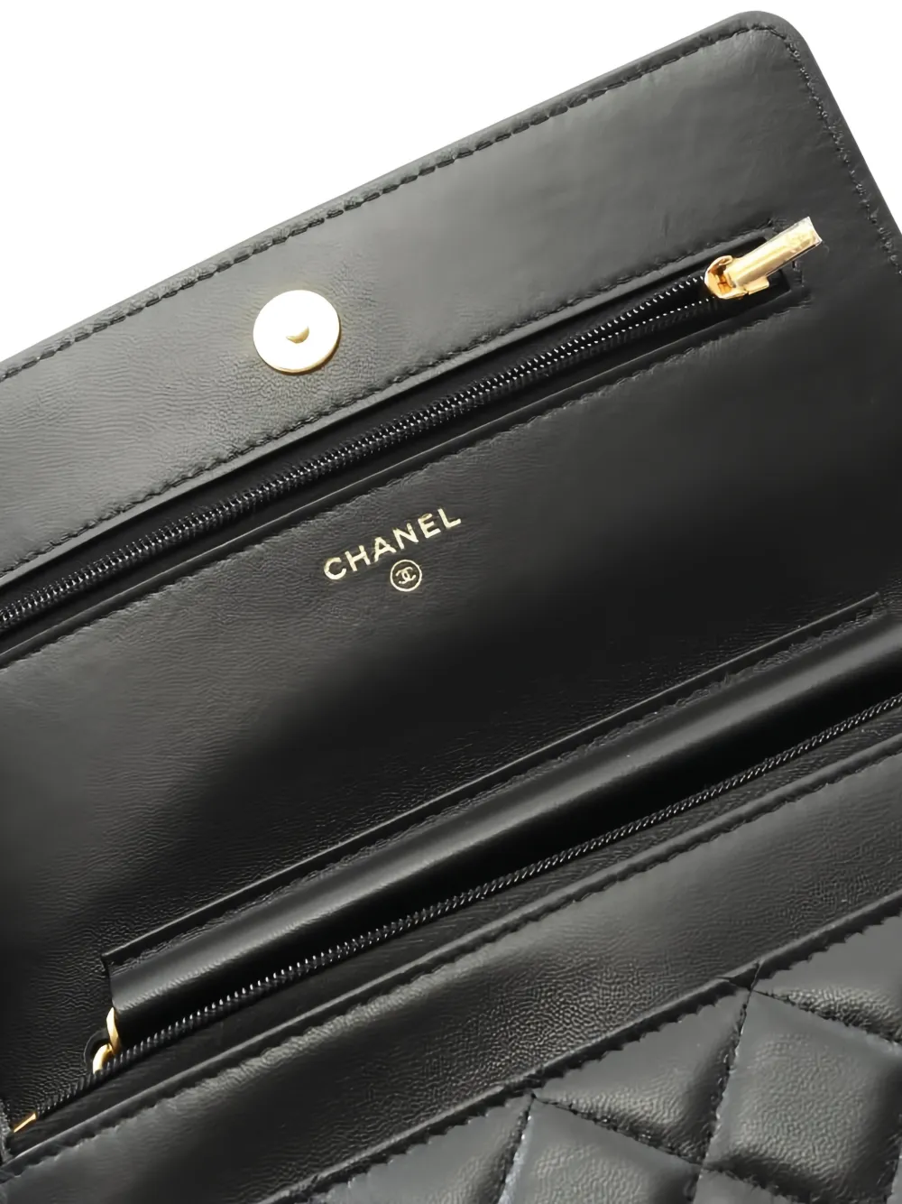 Pre-owned Chanel 2021 Quilted Chain Wallet In Black