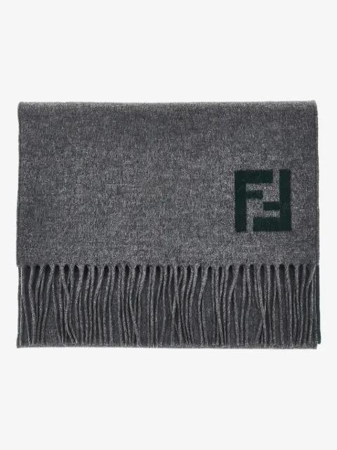 FENDI mascada con logo y flecos