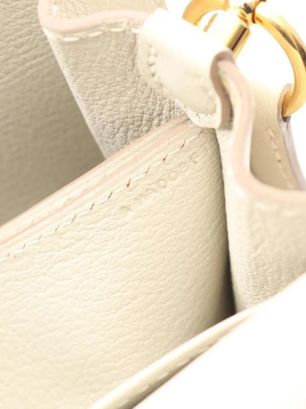 Pre-owned Hermes 2017 Lawris Ruri 23 Gold-hardware Shoulder Bag In Neutral