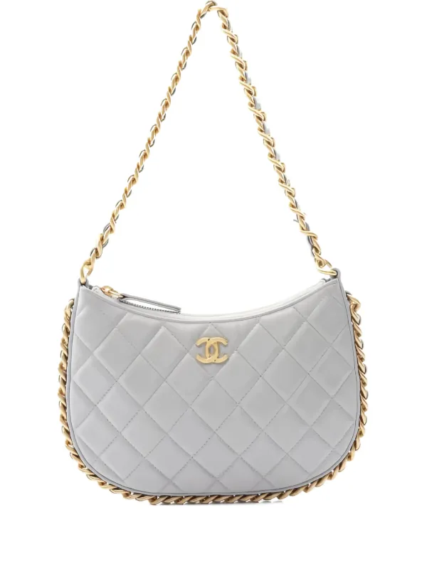 CHANEL グレー キルティングショルダーバッグ