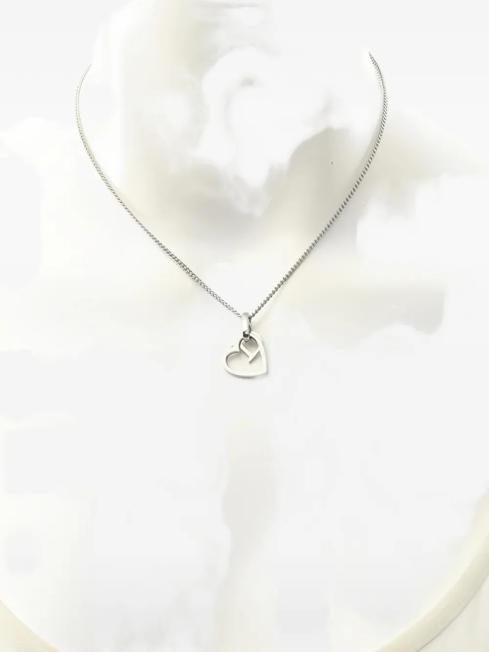 DIOR Pre-owned 2000s Heart-pendant Logo-detail Necklace In Silver