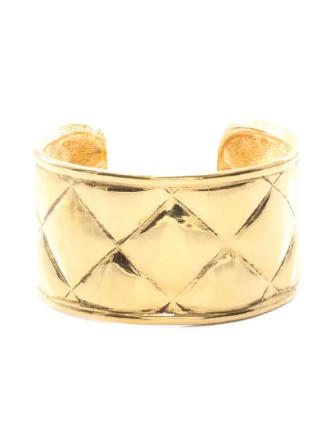 CHANEL Pre-Owned brazalete con diamantes en relieve 1986-1988