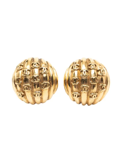 CHANEL Pre-Owned aretes redondos bañados en oro con logo CC 1980-1990