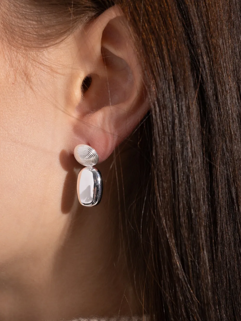 LIE STUDIO Carla spiral-design earrings - Zilver