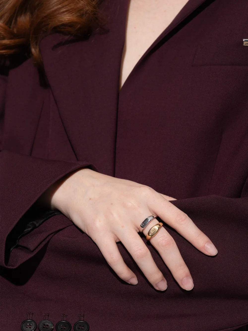 Coach set de dos anillos con placa del logo | Image 2