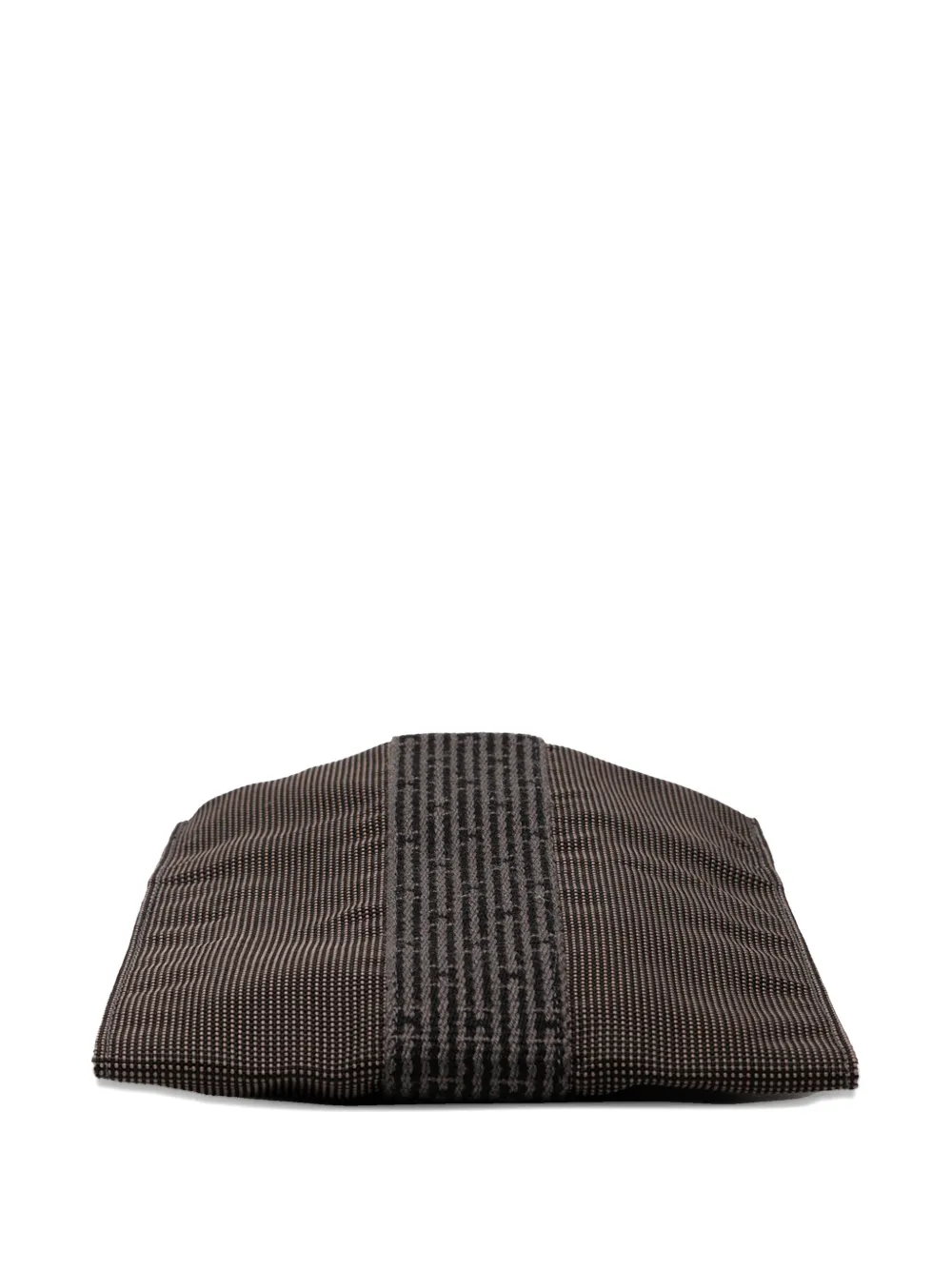 Click to view more detailed imagery on our partner's website Pre-owned Hermes 1990-2010 Canvas Herline Pochette Crossbody Bag In Gray