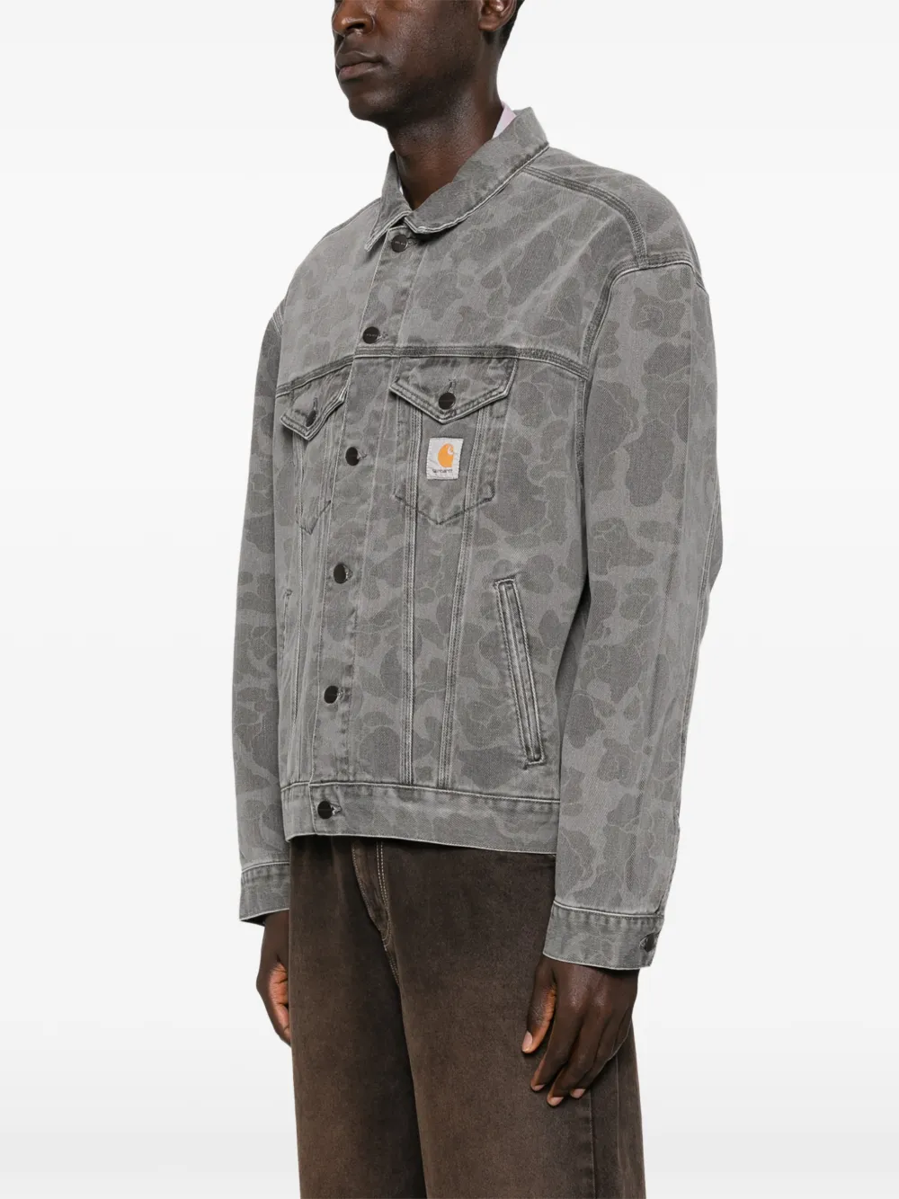 Carhartt WIP Helston jack met camouflageprint en knopen Grijs