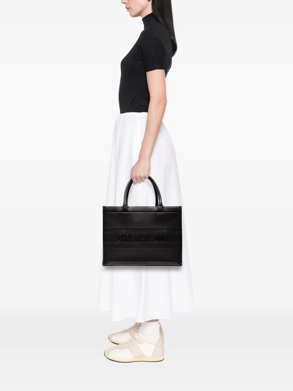 Christian Dior Pre-Owned 2021 Medium Embossed Leather Book tote bag | Pre-owned | Image 2