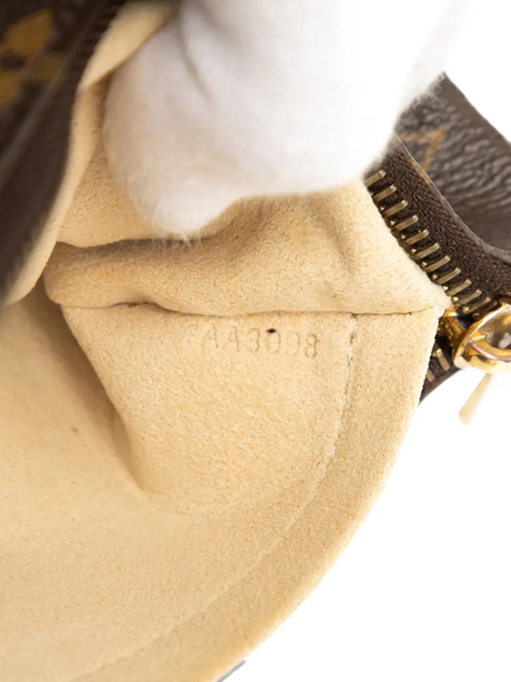 Pre-owned Louis Vuitton 2008 Monogram Pochette Milla Mm Shoulder Bag In Brown