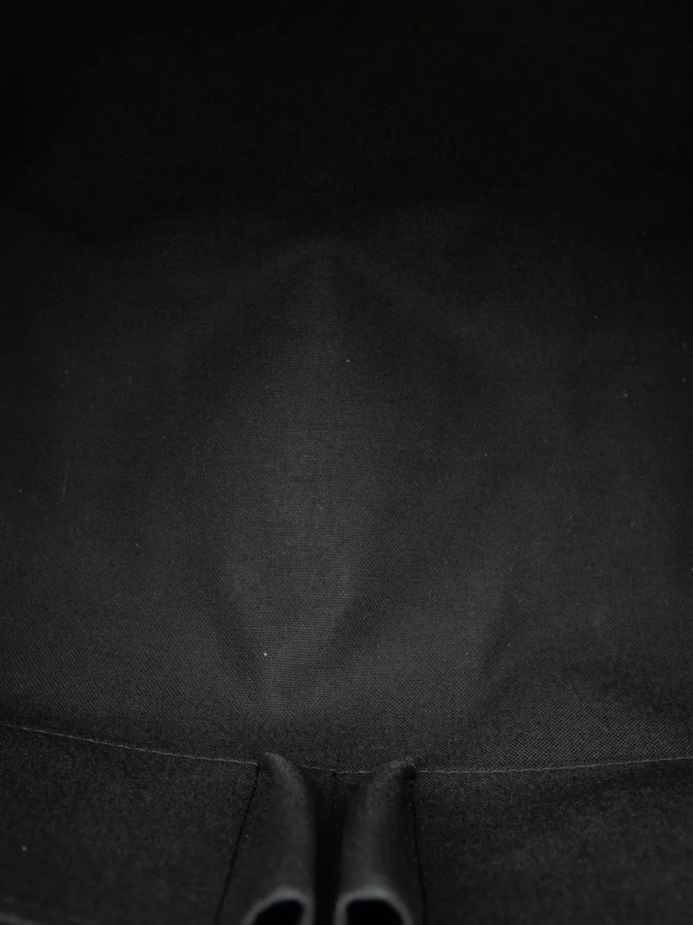 Click to view more detailed imagery on our partner's website Pre-owned Louis Vuitton 2011 Damier Graphite Mick Mm Crossbody Bag In Black