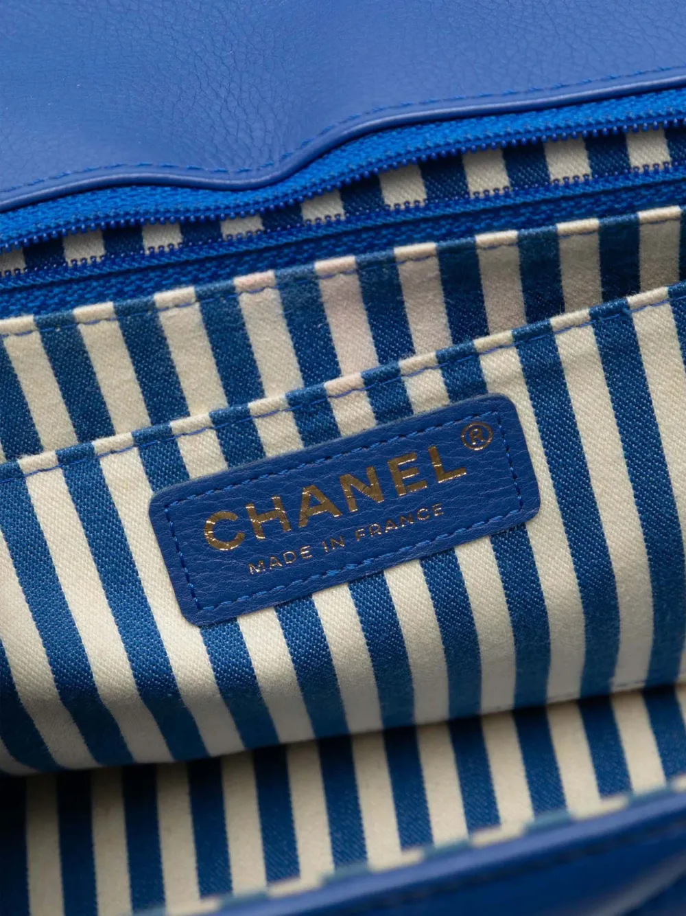 Pre-owned Chanel 2019 Medium Cc Chevron Calfskin Envelope Flap Crossbody Bag In Blue