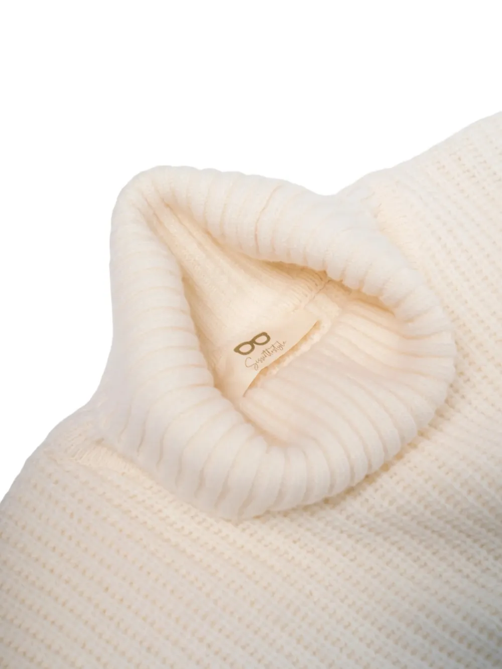 Davantino Roll-neck Wool Top In Neutral