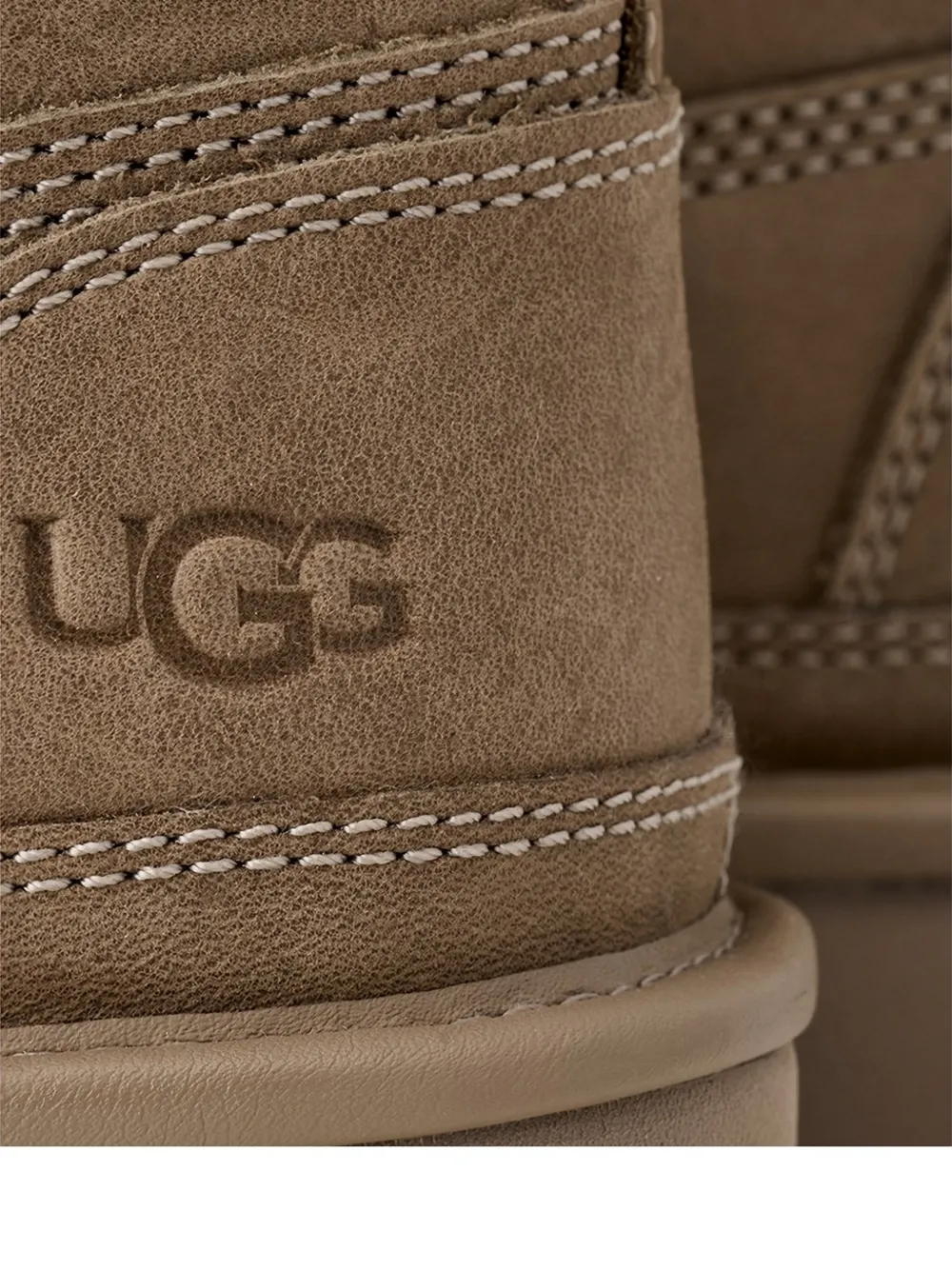 UGG Neumel Moc veterlaarzen Beige