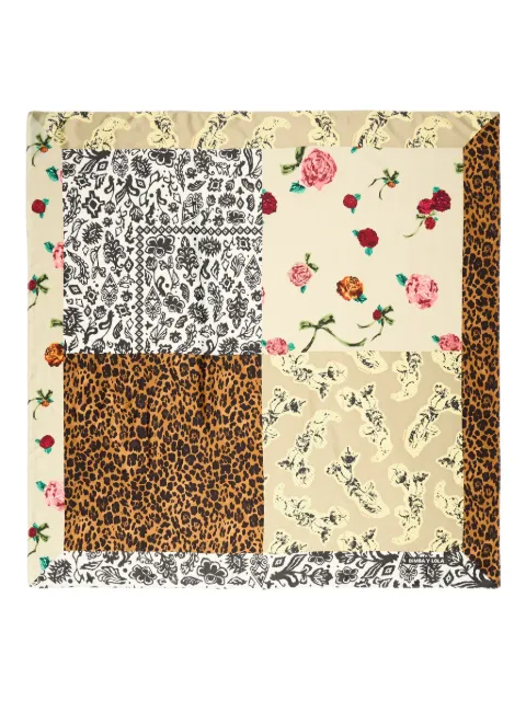 Bimba y Lola mascada con diseño patchwork