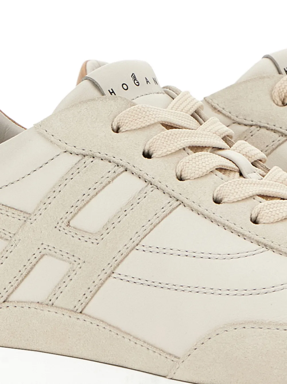 Hogan H699 sneakers met veters Beige