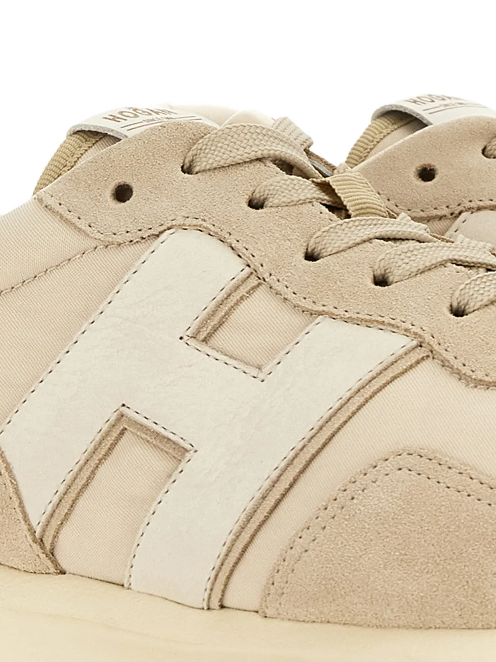 Hogan H601 sneakers met vlakken en logodetail Beige