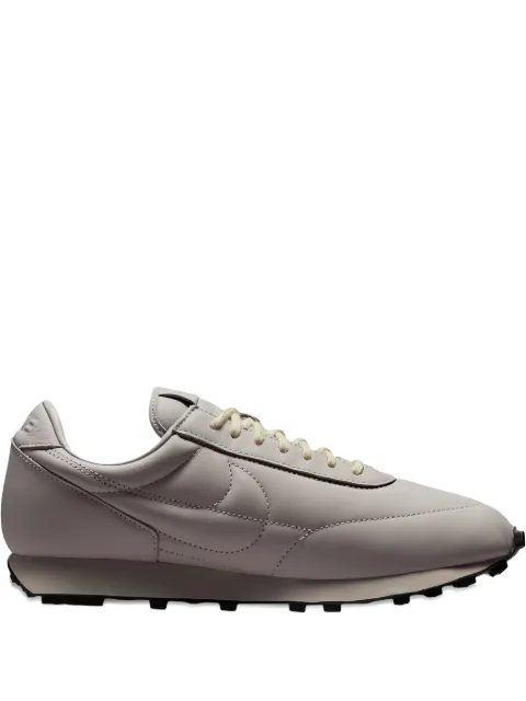 Nike baskets Daybreak SP à lacets