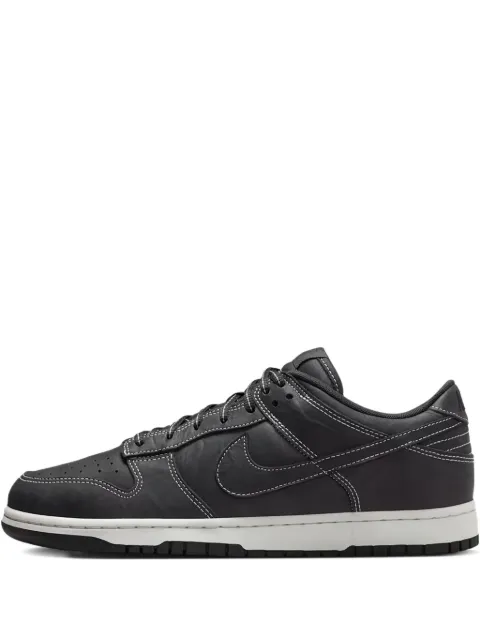 Nike Dunk Low sstitching-detail sneakers