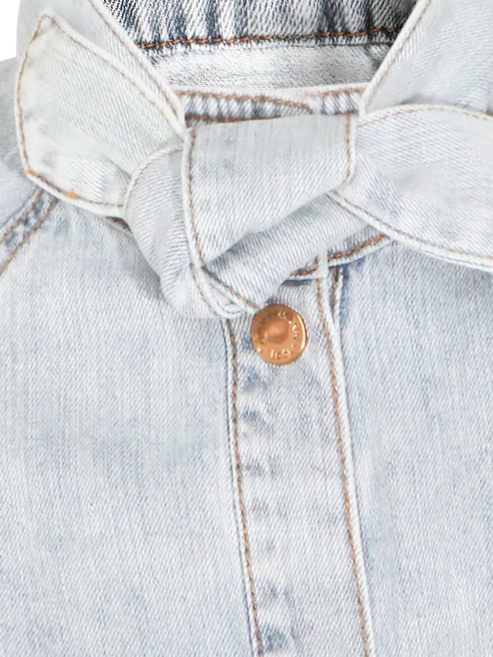 系带领搭扣上衣