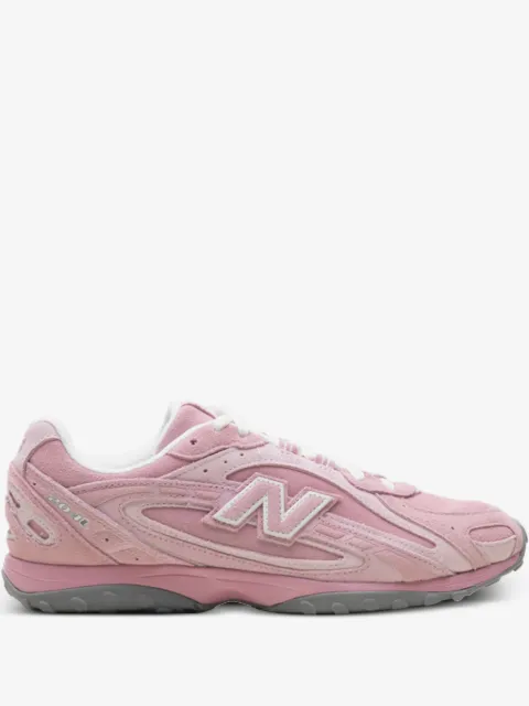 New Balance 204L sneakers