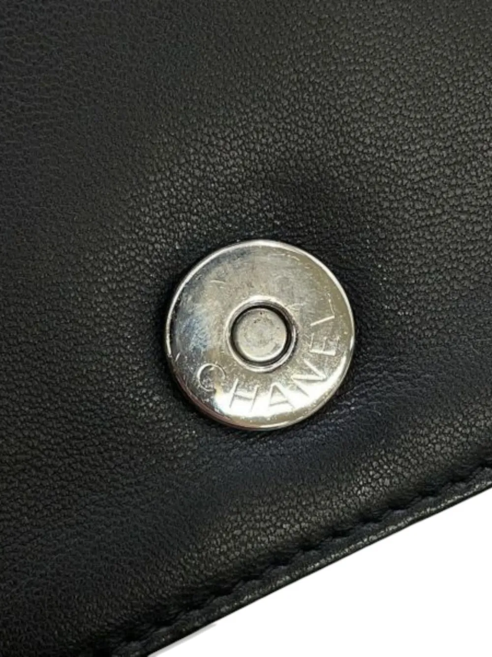 CHANEL Pre-owned 2014-2015 Patent And Acrylic Crystal Embellished Boy Brick Horizontal Flap Crossbody Bag In Black