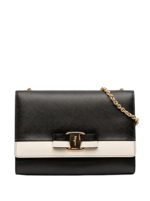 Ferragamo Pre-Owned 2000-2025 Mini Leather Vara Bow Chain crossbody bag