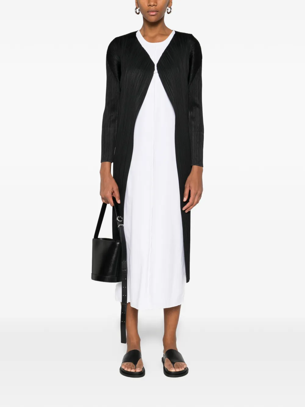 Pleats Please Issey Miyake pleated-effect open-front coat | Abrigos con botones | Image 2